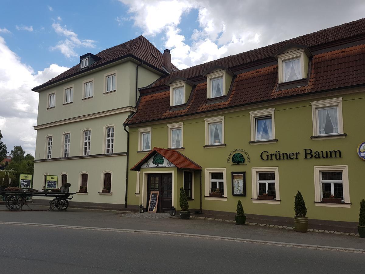 Traditionsgasthof Gruener Baum باد ستافلستين المظهر الخارجي الصورة